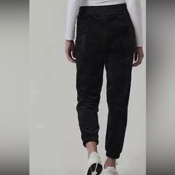 Athleta Double Cozy Karma Recover Jogger #511385 Sz XL Black Fall Winter Lounge - Picture 3 of 15
